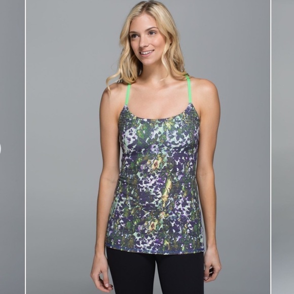 Lululemon Dancing Warrior Tank in Floral Sport White Multi / Pistachio - Picture 1 of 10